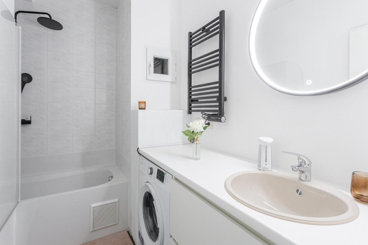 Center Of Antwerp, Fully Equipped, Train Station Apartment Bagian luar foto